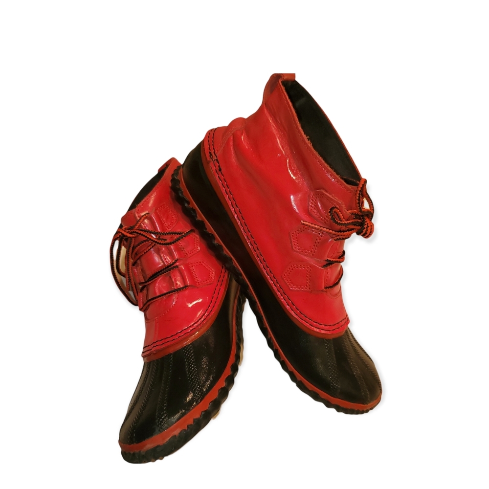 Sorel Red and Black Winter Boots